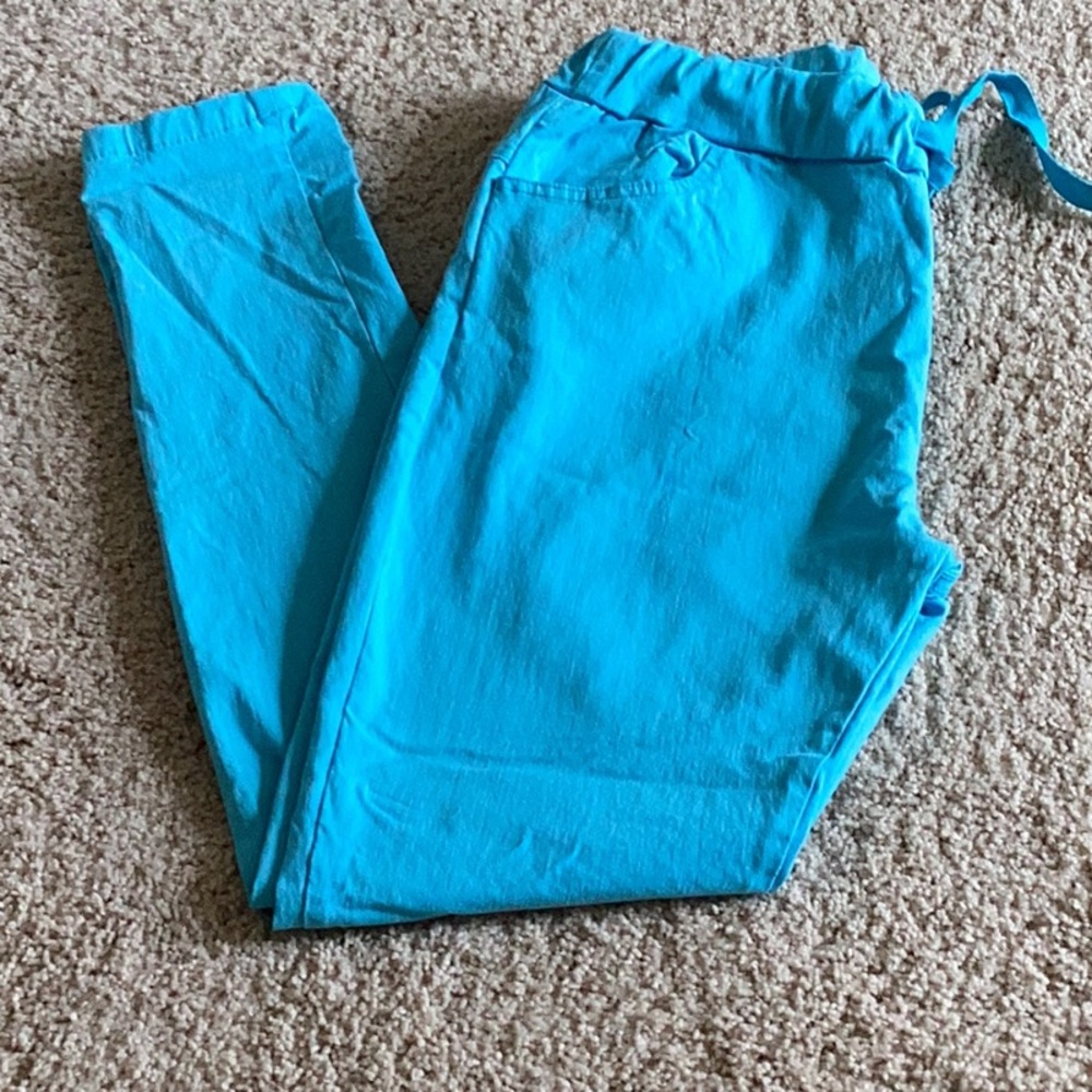 🩵 Gigi Moda pants EUC